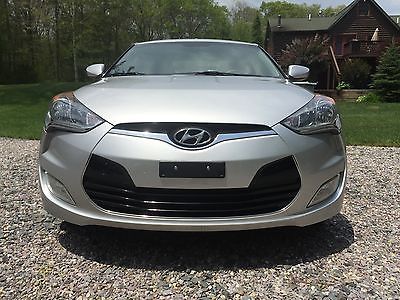 Hyundai : Veloster Tech and Style package 2013 hyundai veloster loaded