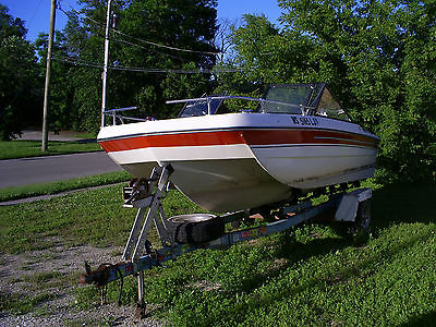 '77 Rally Tri-Hull 16' Runabout w/ 120 HP OB motor