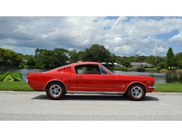 Ford : Mustang FASTBACK 289 v 8 4 speed top loader j code rangoon red pony interior fold down rear seat