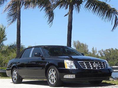 Cadillac : DTS RARE BLACK TIE EDITION NAVIGATION..CHROME WHEELS..TRIPLE BLACK..HEATED/COOLED SEATS..DVD..LOADED