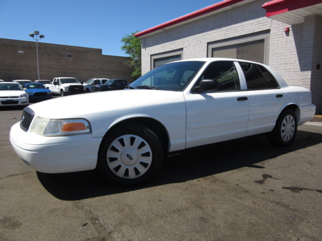 Ford : Crown Victoria Crown Vic PI White P71 Unmarked 40k Miles 300 Eng Hrs Velour Interior Crapet Admin Used Nice