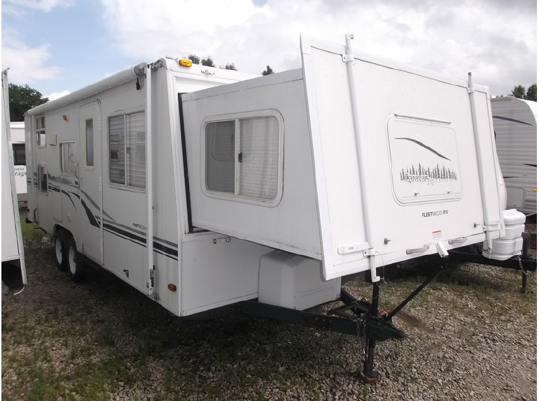 2004 Fleetwood Caravan EXT C25SB