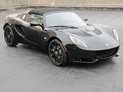 Lotus : Elise in Black with only  5,297 miles! 2011 lotus elise coupe black on black low miles