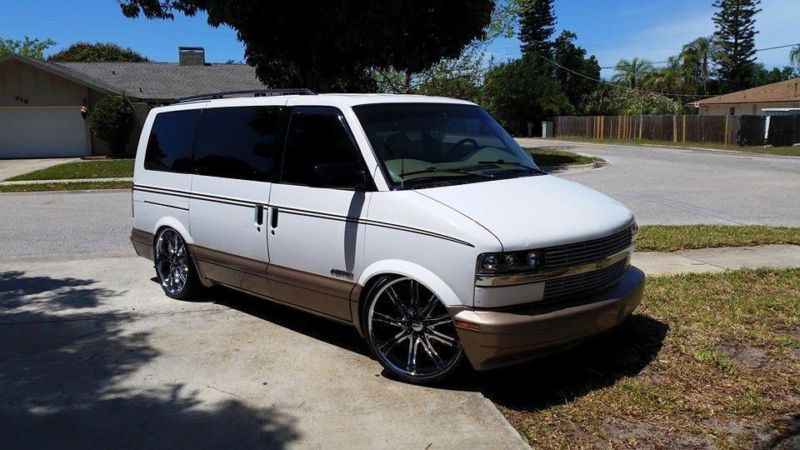 1998 Custom Chevy Astro Van
