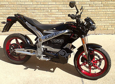 Other Makes : s 2011 zero s electric motorcycle 1 350 miles only like new with upgrades spares