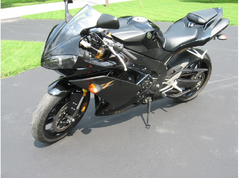 2008 Yamaha Yzf R1