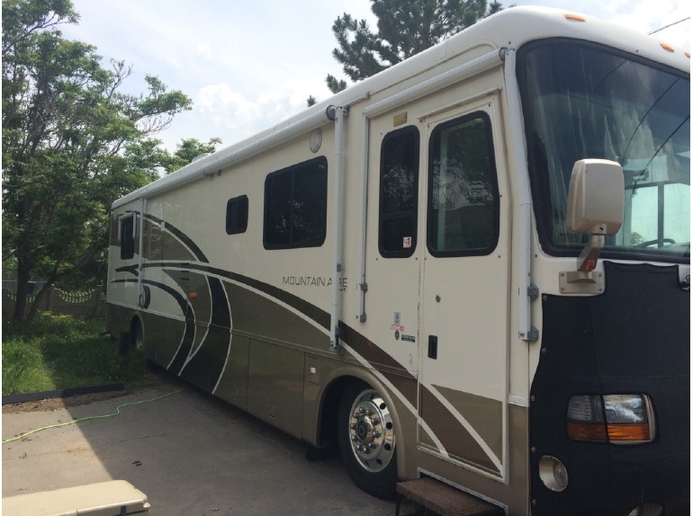 1999 Newmar Mountain Aire 40