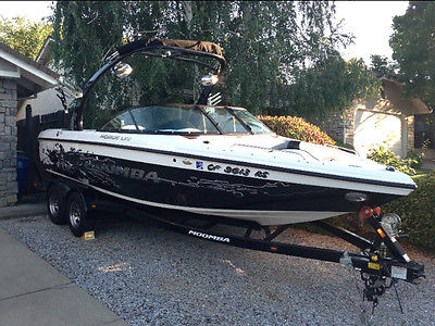 2011 Moomba Mobius LSV 21.5'