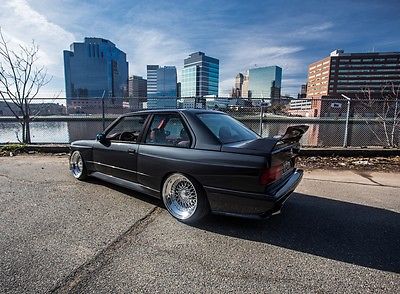 BMW : M3 . *Award Winning* E30 M3