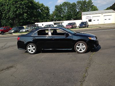 Toyota : Camry BLUETOOTH REAR VIEW CAMERA FULL OPTION 2014 toyota camry se 2.5 sedan excellent condition very clean like new bluetooth