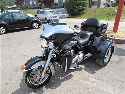 Harley-Davidson : Touring Tri-Glide Trike Only 300 miles Text 865-617-9525 Tri-Glide Only 300 miles All Trades Considered Text Now 865-617-9525