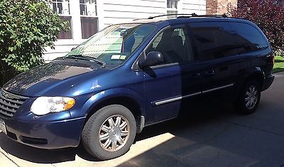 Chrysler : Town & Country Touring 2005 chrysler town and country