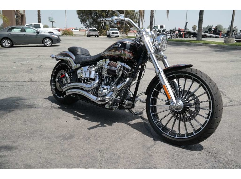 2014 Harley-Davidson CVO Breakout