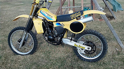 Suzuki : RM 1982 rm 125 fully restored