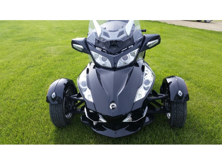 2011 Can-Am Spyder RT-S SE5