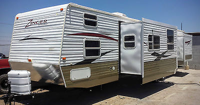 2009 Zinger Crossroads Travel Trailer 39 ft (similar park model trailer)