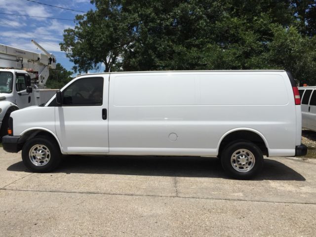 Chevrolet : Express RWD 2500 155 2010 chevrolet express 2500 extended cargo van one owner clean carfax gmc