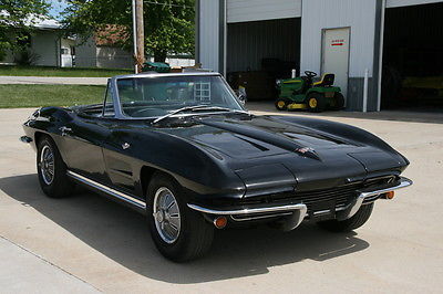 Chevrolet : Corvette STINGRAY 1964 corvette roadster super rare factory triple black 4 spd ps