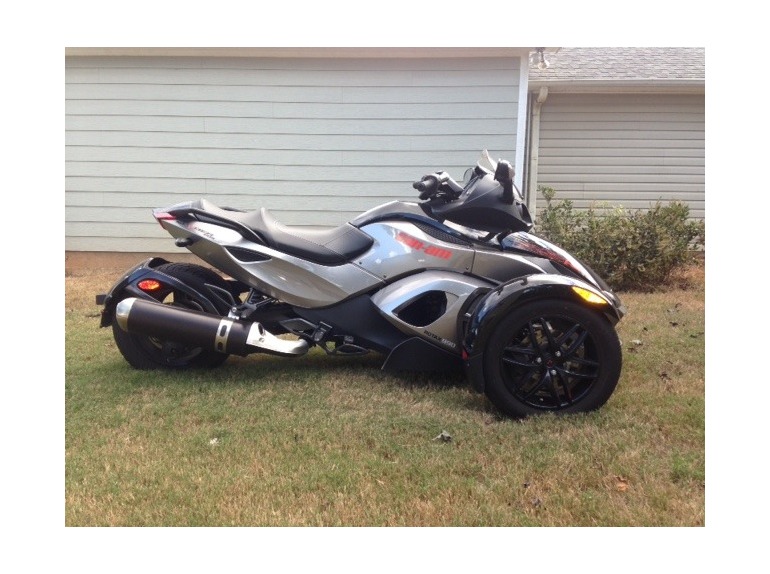 2011 Can-Am Spyder RS-S SM5