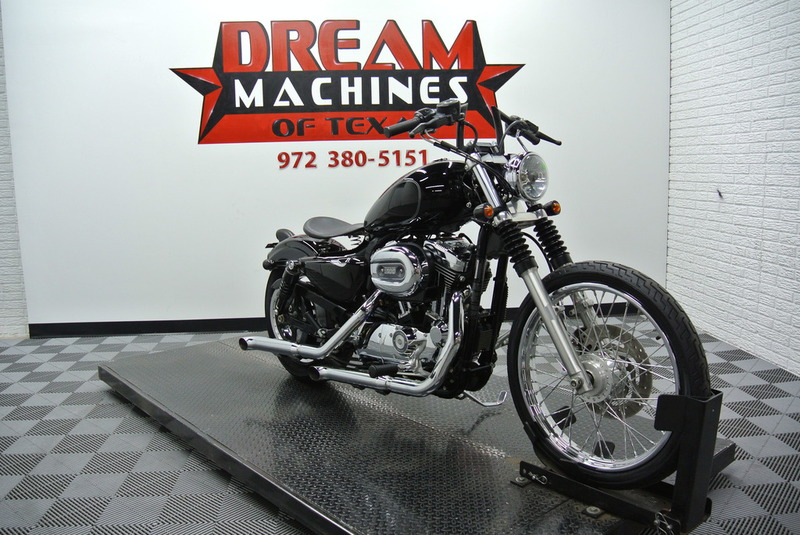 Harley-Davidson : Sportster 1200 Custom 2010 harley davidson xl 1200 c sportster 1200 custom low miles extras finance