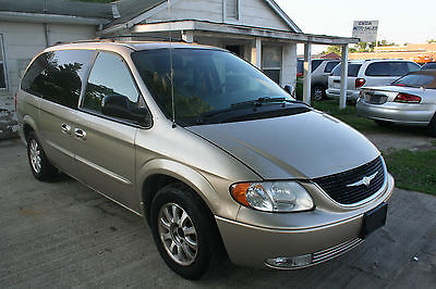 Chrysler : Town & Country ES 03 chrysler town country ex 141000 m ac cold leather ac cold runs and drive gr