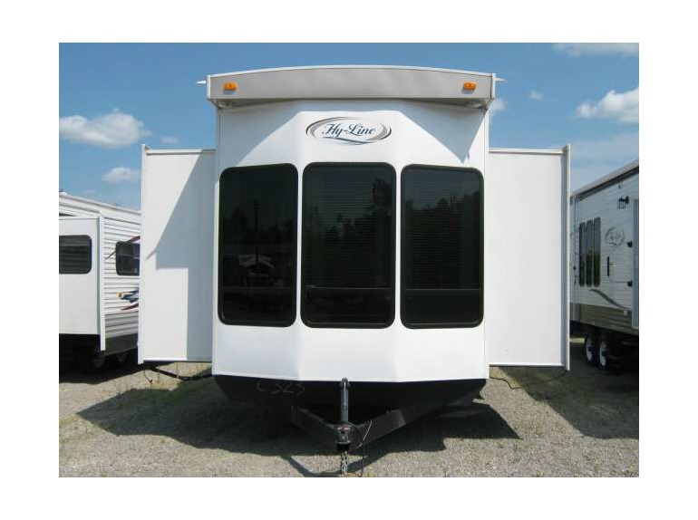 2012 Hy-Line 40' Hy-Line Great Room