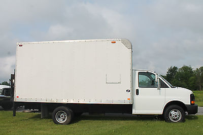 GMC : Other cutaway 2006 gmc cutaway boxtruck with liftgate