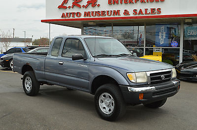 Toyota : Tacoma Pre Runner Extended Cab Pickup 2-Door TOYOTA TACOMA PRE RUNNER, RUNS AND DRIVES GREAT NO RES. CLEAN CARFAX 2 OWNER