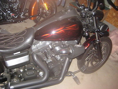 Harley-Davidson : Dyna 2008 limited edition street bob