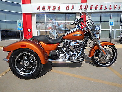 Harley-Davidson : Other 2015 harley davidson flrt freewheeler trike only 427 miles