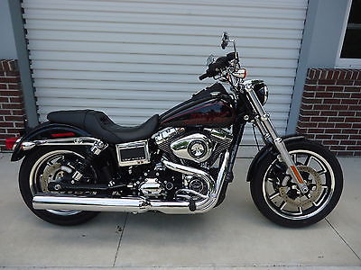 Harley-Davidson : Dyna 2014 harley dyna lowrider only 700 miles and flawless condition