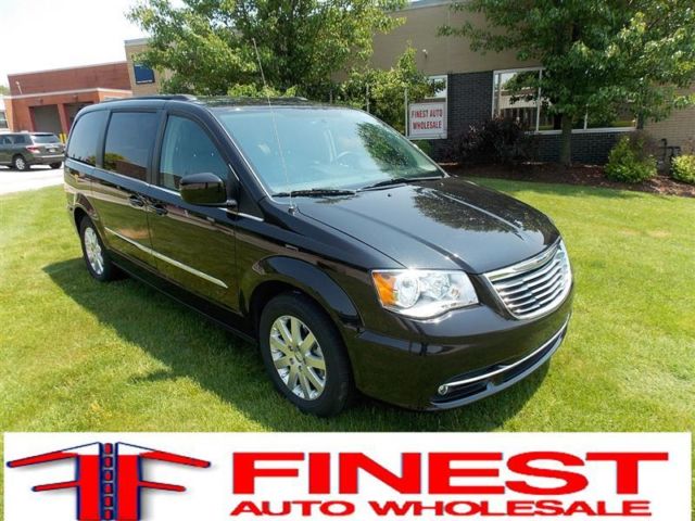 Chrysler : Town & Country TOURING BLACK LEATHER DVD SYSTEM CAMERA WARRANTY 2015 chrysler town country touring black leather dvd system warranty 11 k miles