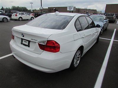 BMW : 3-Series 325i 325 i 3 series 4 dr sedan automatic gasoline 3.0 l straight 6 cyl white