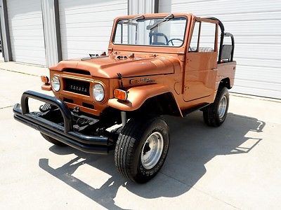 Toyota : Land Cruiser CONVERTIBLE 1971 land cruiser 4 x 4 six cylinder manual transmission