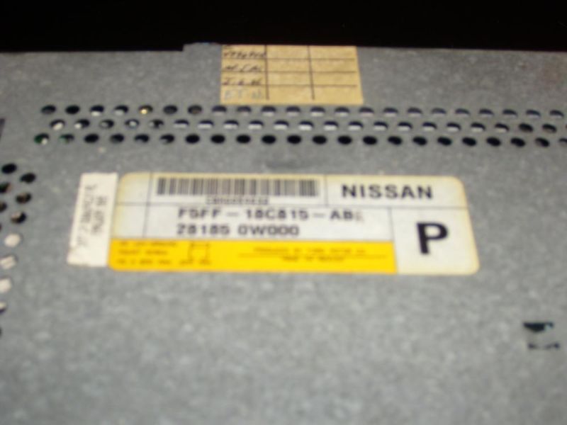 97 Nissan Pathfinder Factory Radio, 2