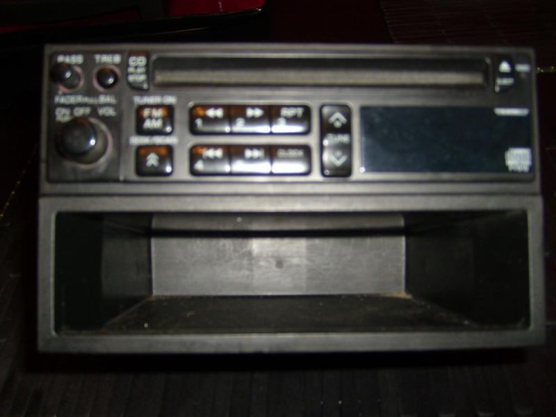 97 Nissan Pathfinder Factory Radio