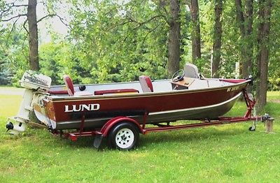 1987 Lund 16ft Rebel Special Fishing Boat 25HP Johnson Motor Yacht Club Trailer