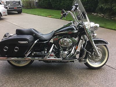 Harley-Davidson : Touring 2003 road king classic all the extras vance hines ect like new 3200 miles