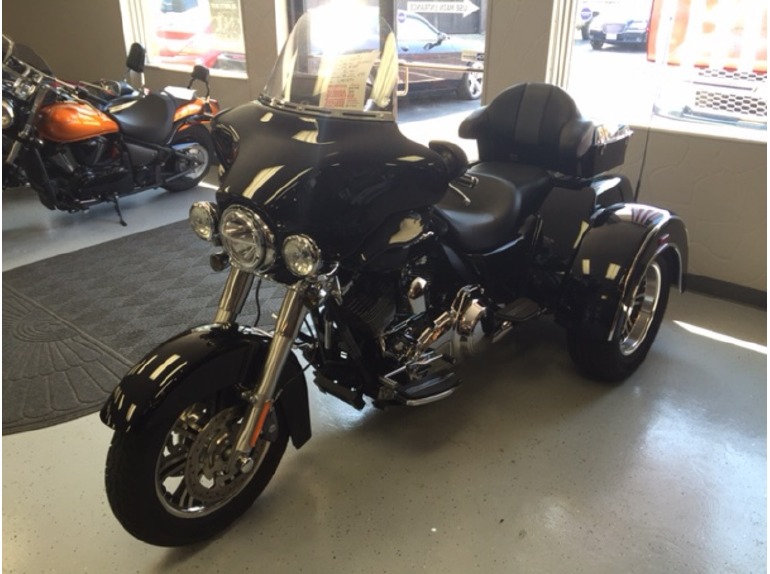 2010 Harley-Davidson FLHXXX - Street Glide Trike