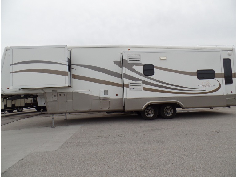 2004 DOUBLE TREE MOBILE SUITES RL