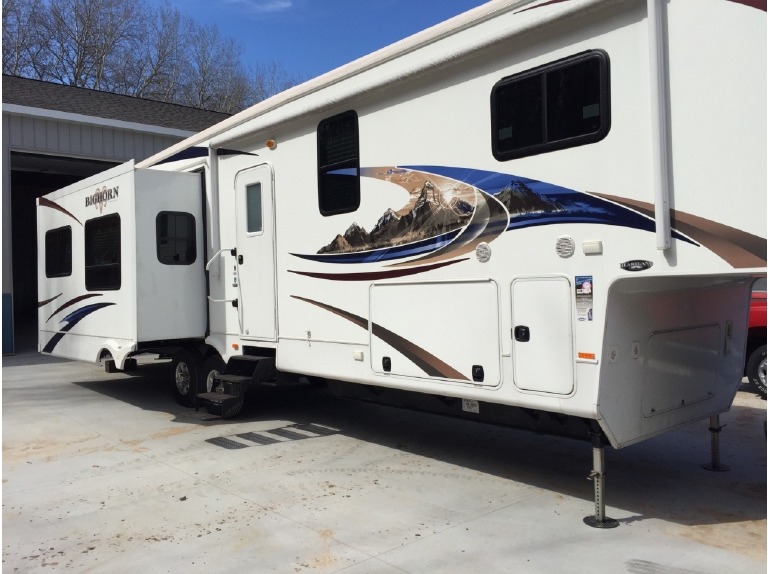 2011 Heartland Bighorn 3610RE