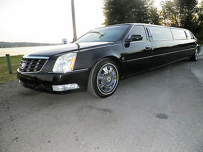Cadillac : DTS DTS Limousine 2006 cadillac dts stretch limousine 4 door 4.6 l tons of extras cold a c