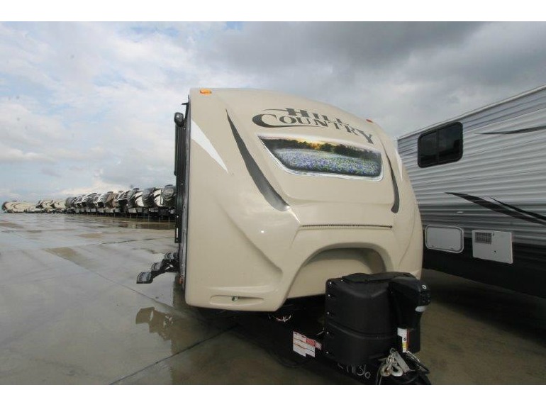 2016 Crossroads Rv Hill Country HCT32BH