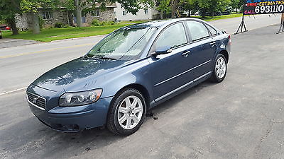 Volvo : S40 2.4i 06 2006 volvo s 40 salvage hit bottom of front bumper cover repairable fixer nice