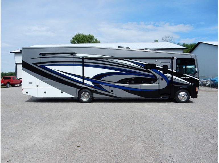 2016 Thor Motor Coach OUTLAW 38RE