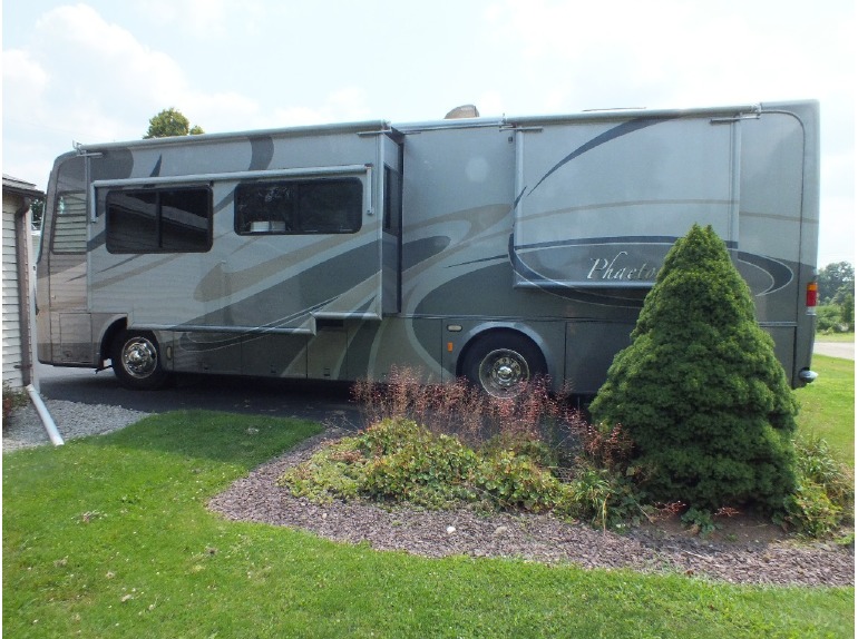 2005 Tiffin Motorhomes Phaeton 35 DH