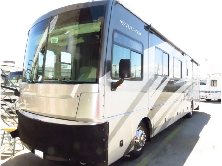 2006 Fleetwood EXPEDITION 38N