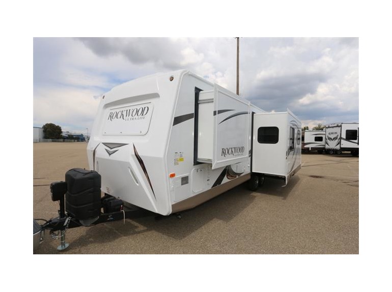 2016 Forest River Rockwood Ultra Lite 2604WS