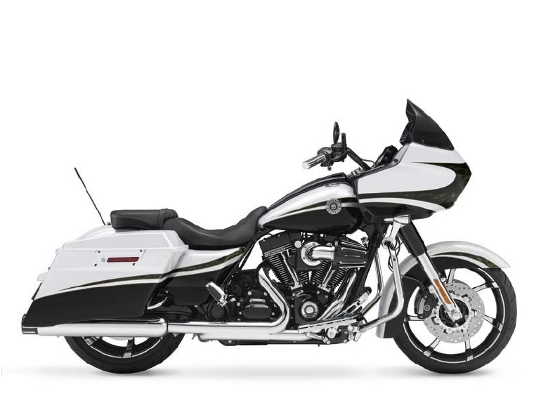 2012 Harley-Davidson CVO  Road Glide® Custom