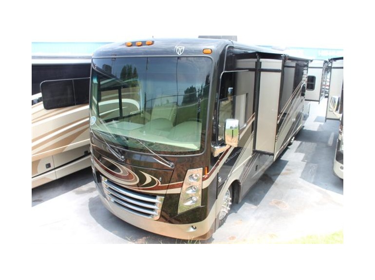 2015 Thor Motor Coach Challenger 37ND